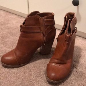 Caramel Brown Heeled Booties